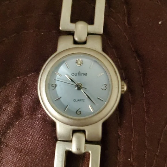 Ladies Watch - Picture 2 of 4